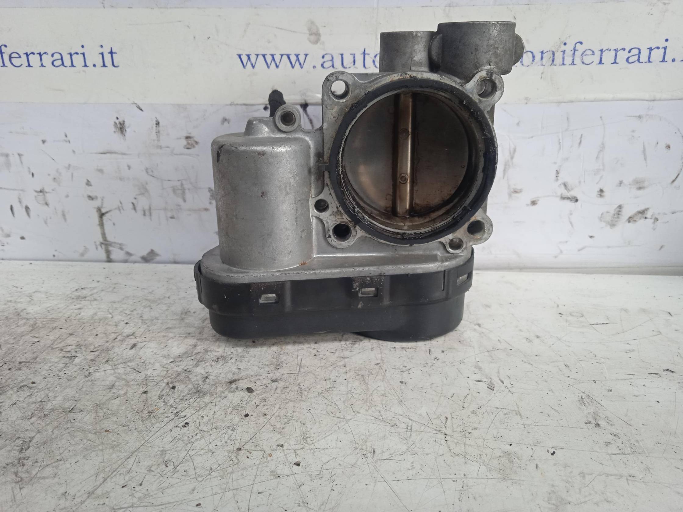 Corpo farfallato n.1